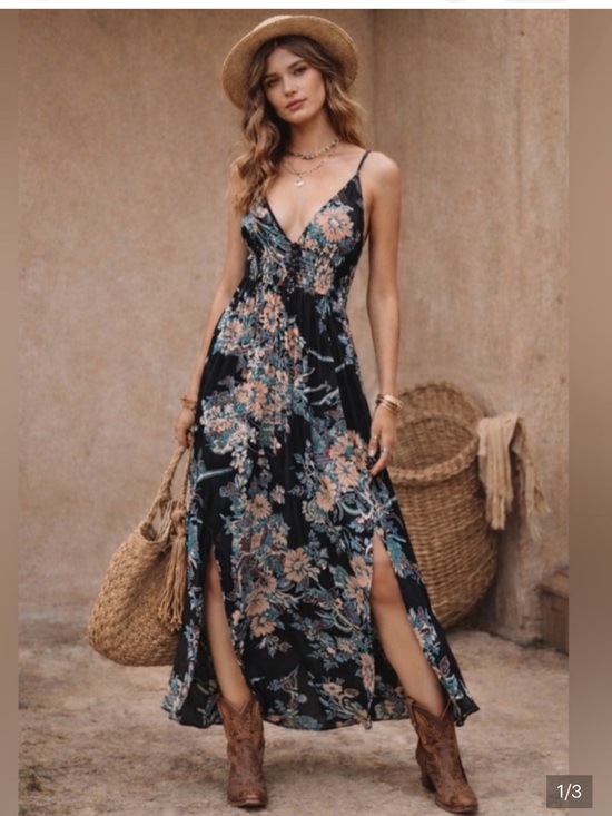 Free People Dresses & Skirts - Free People Women's Black Floral Through The Vine Maxi Dress size Small